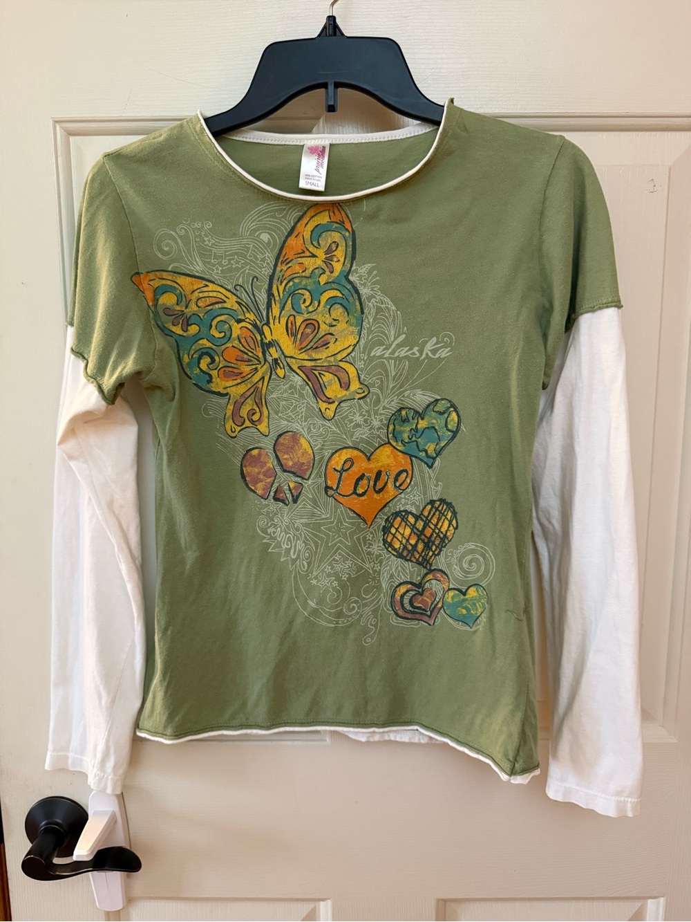 Green Layered-Look Long Sleeve Tee W/Butterfly Graphic Alaska Prairie Mountain